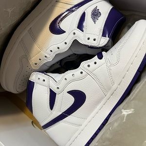 Womens Air Jordan 1 White/Court Purple